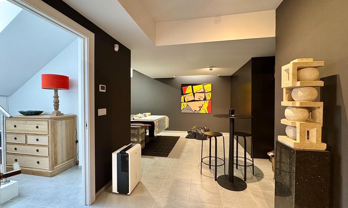 Resale - Villa -
San Miguel de Salinas - Bellavista