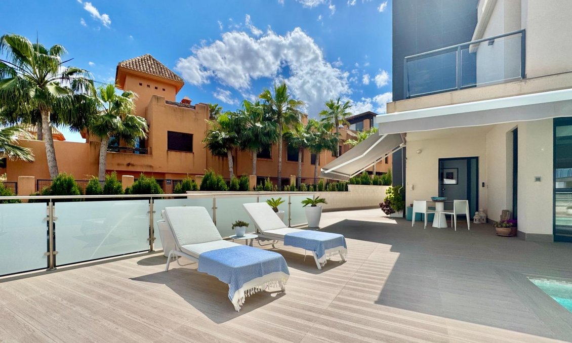 Resale - Villa -
San Miguel de Salinas - Bellavista