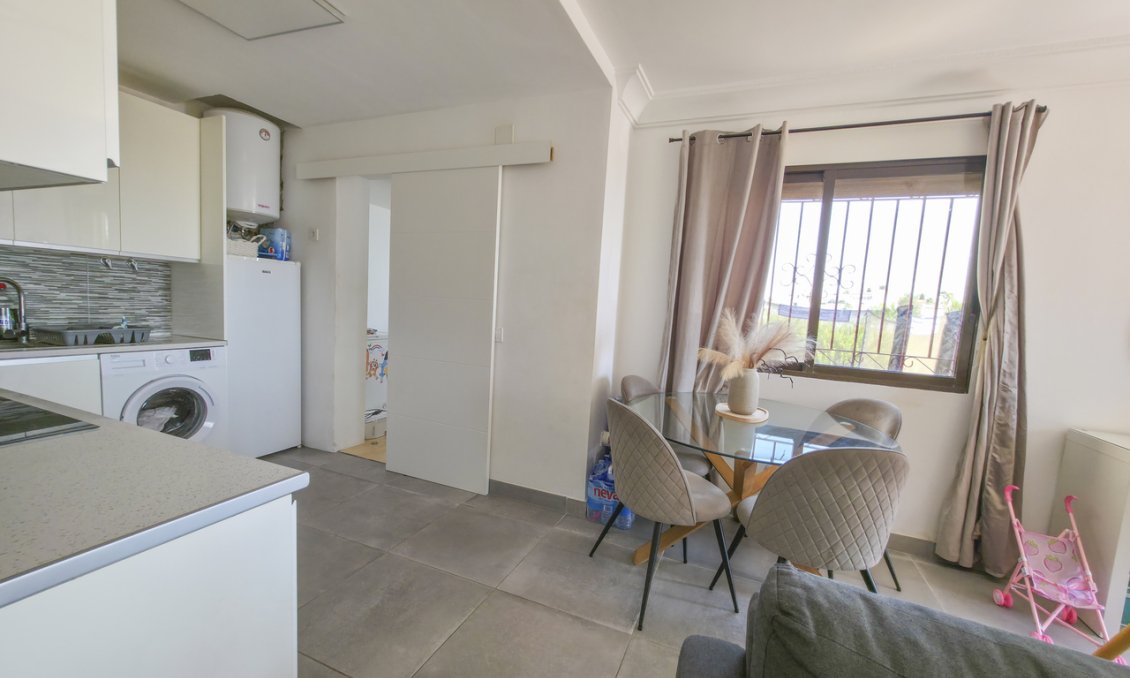 Használt Ingatlanok - Villa -
Villamartin - Costa Blanca