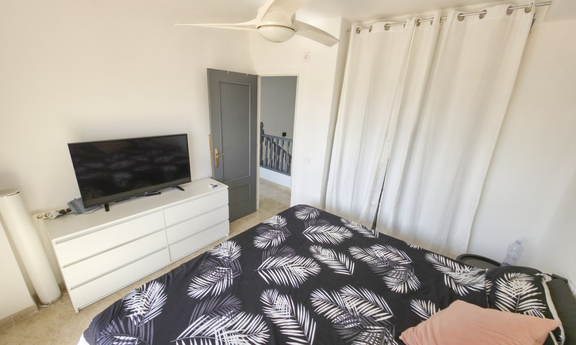 Használt Ingatlanok - Villa -
Villamartin - Costa Blanca
