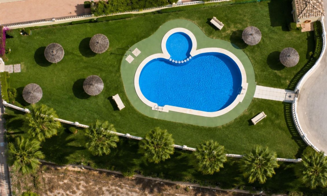 Resale - Bungalow -
Orihuela Costa - Lomas de Cabo Roig