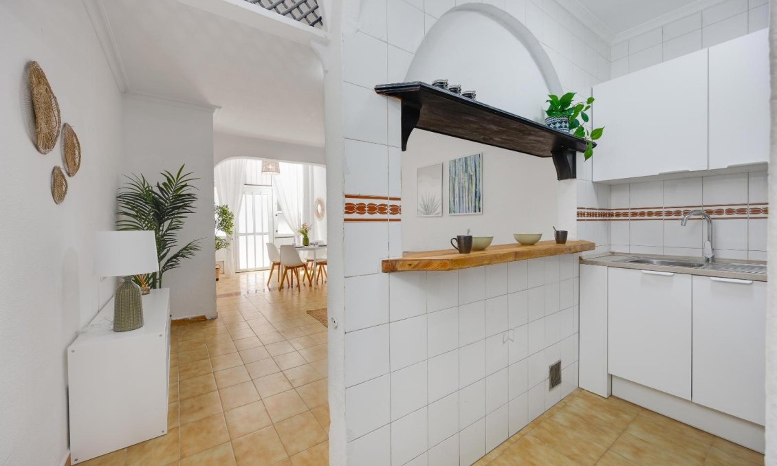 Resale - Apartment -
Torrevieja - Estacion De Autobuses