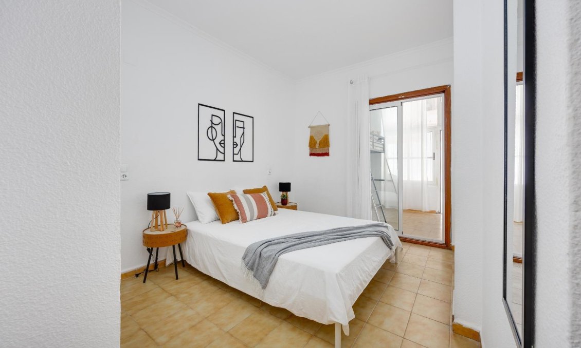 Resale - Apartment -
Torrevieja - Estacion De Autobuses