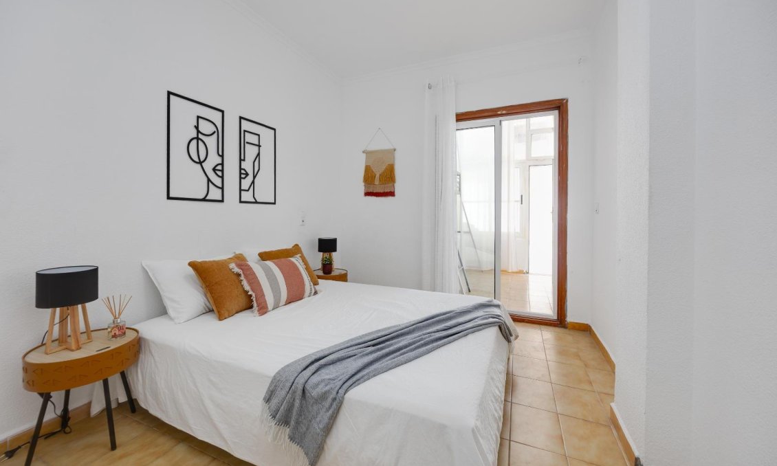 Resale - Apartment -
Torrevieja - Estacion De Autobuses