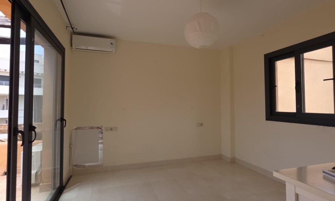 Resale - Townhouse -
Orihuela Costa - Las Filipinas