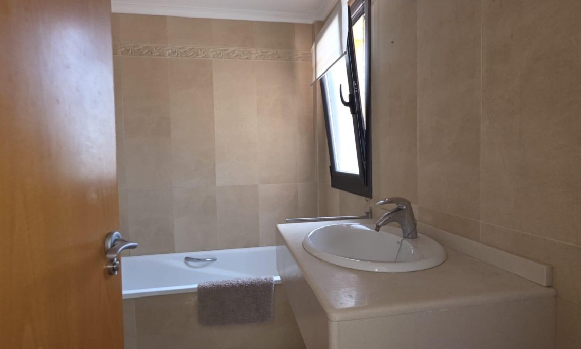 Resale - Townhouse -
Orihuela Costa - Las Filipinas