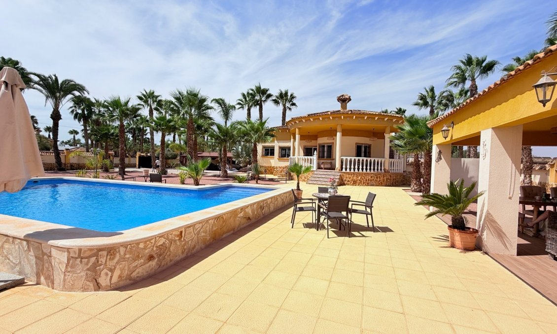 Revente - Villa -
Catral - Costa Blanca