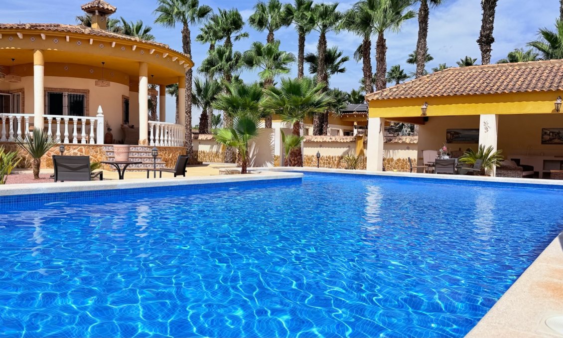 Revente - Villa -
Catral - Costa Blanca