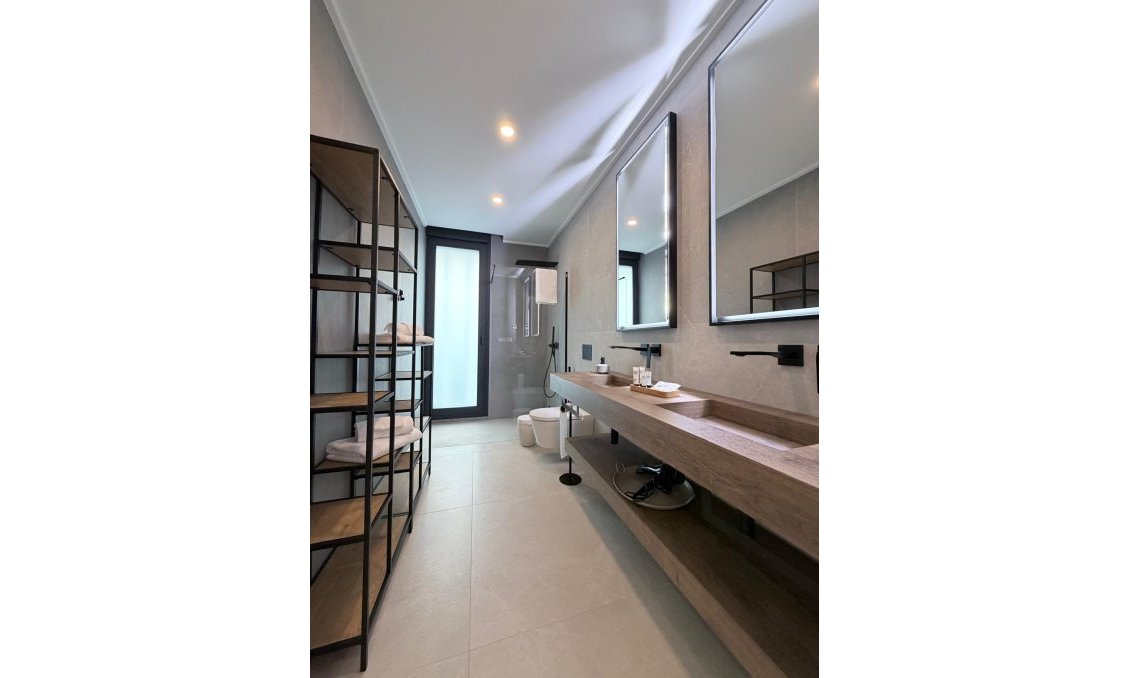 Resale - Villa -
Rojales - Inland