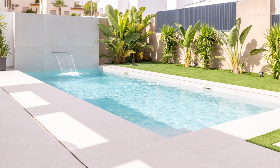 Resale - Villa -
Rojales - Inland