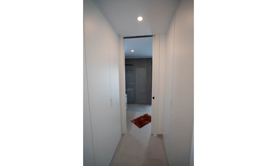 Resale - Villa -
Rojales - Inland