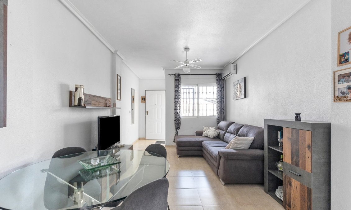 Segunda mano - Apartamento -
Orihuela Costa - Costa Blanca