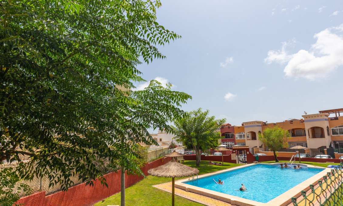 Segunda mano - Apartamento -
Orihuela Costa - Costa Blanca