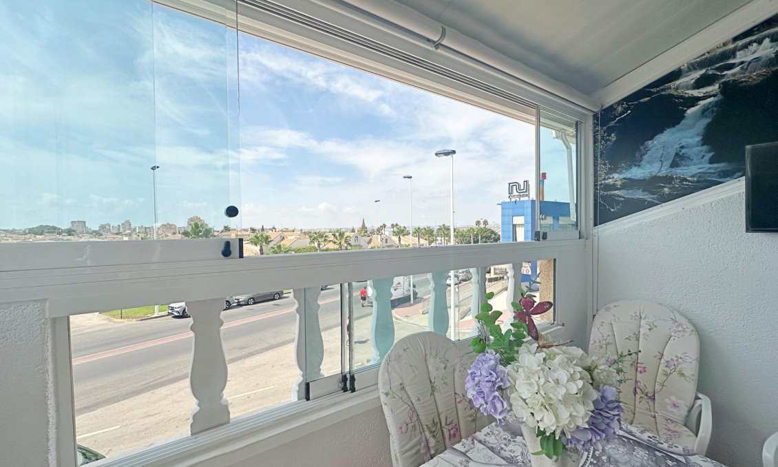 Resale - Bungalow -
Torrevieja - Aguas Nuevas