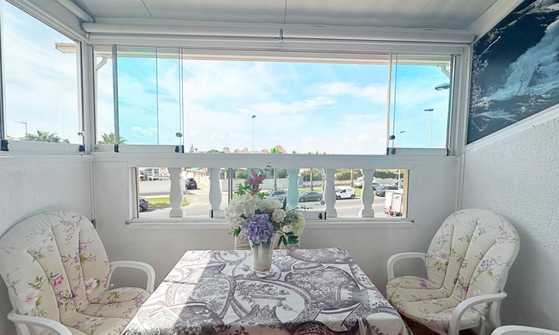 Resale - Bungalow -
Torrevieja - Aguas Nuevas