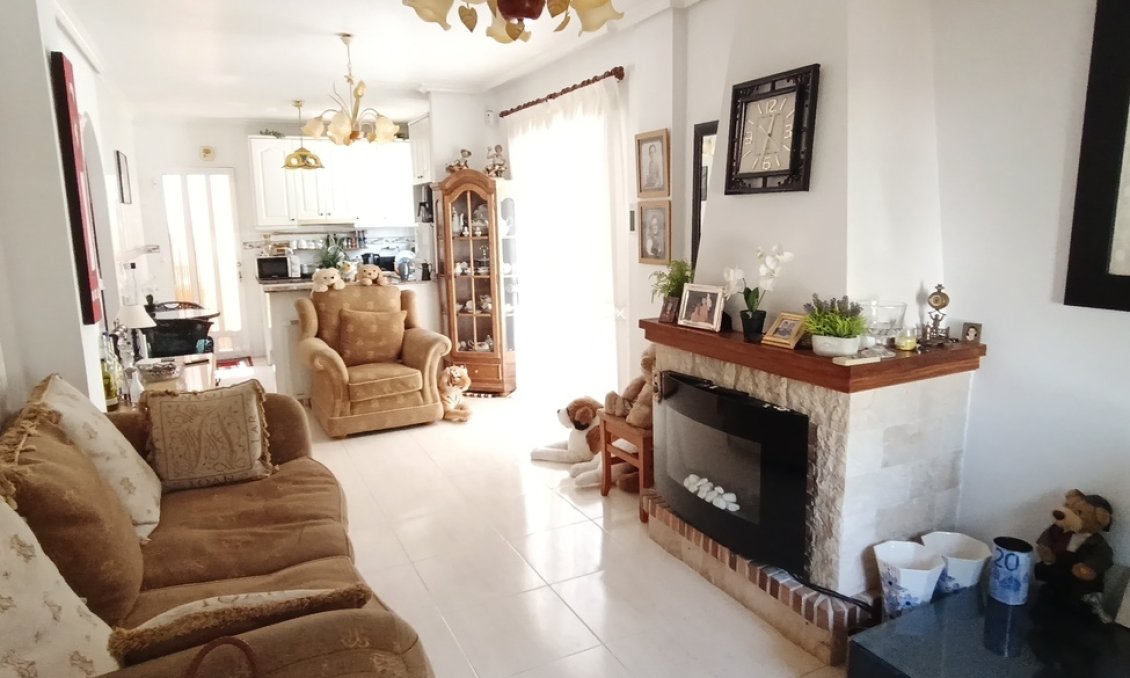 Resale - Villa / Semi semi-detached -
Sucina - Inland