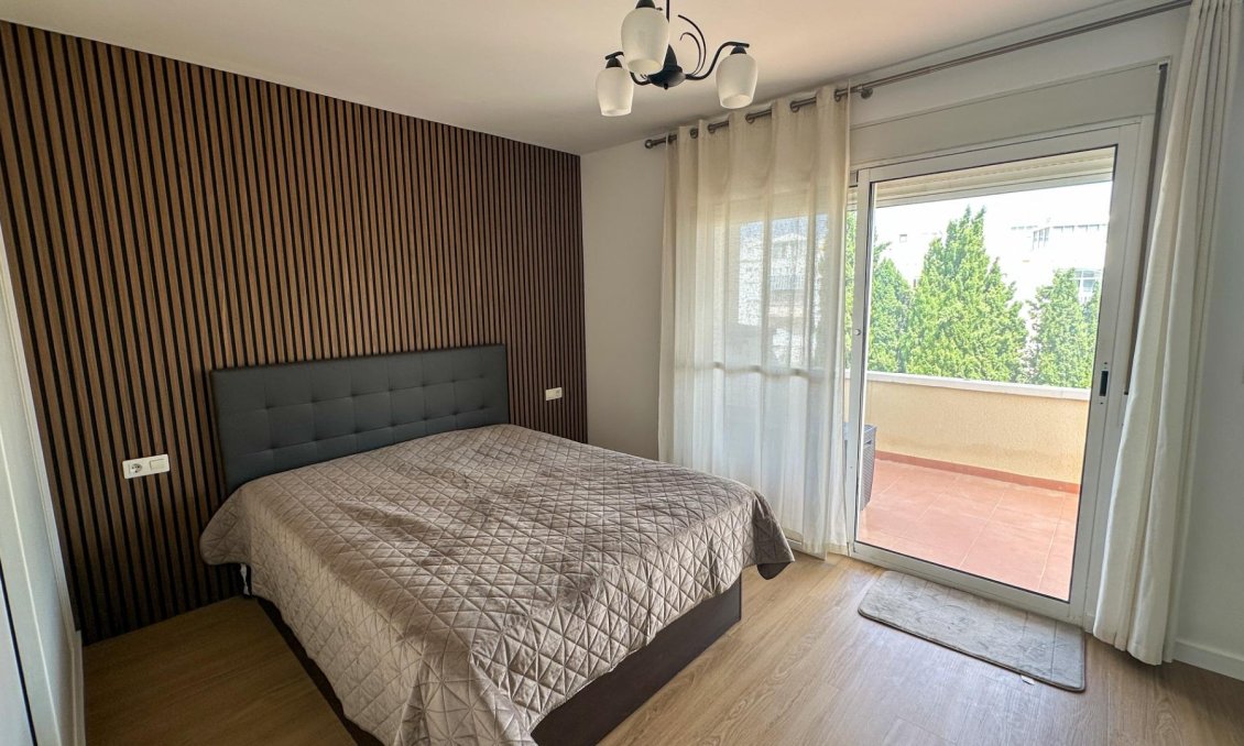 Wiederverkauf - Duplex -
San Miguel de Salinas - Las Filipinas