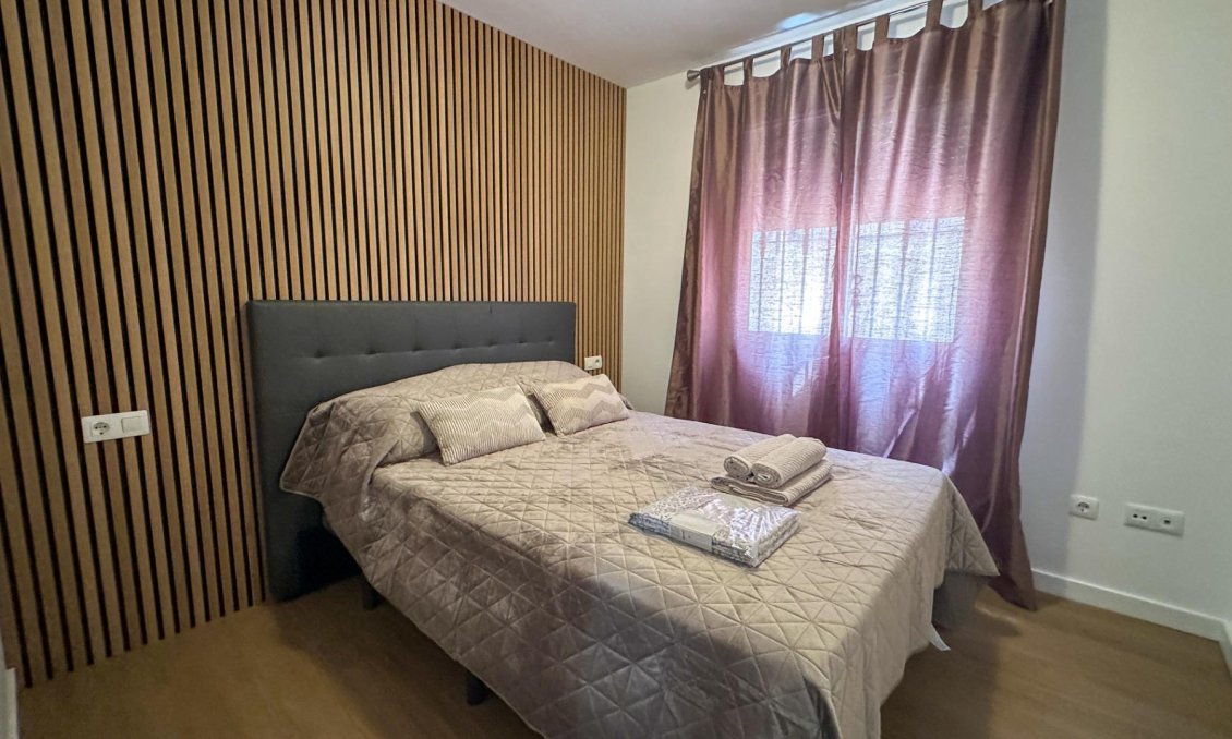 Wiederverkauf - Duplex -
San Miguel de Salinas - Las Filipinas