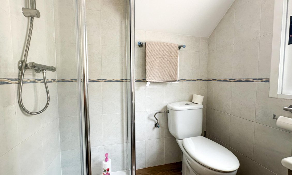Wiederverkauf - Duplex -
San Miguel de Salinas - Las Filipinas