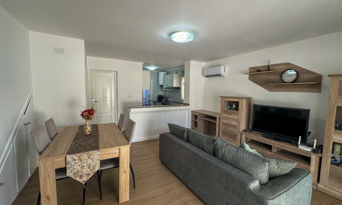 Wiederverkauf - Duplex -
San Miguel de Salinas - Las Filipinas