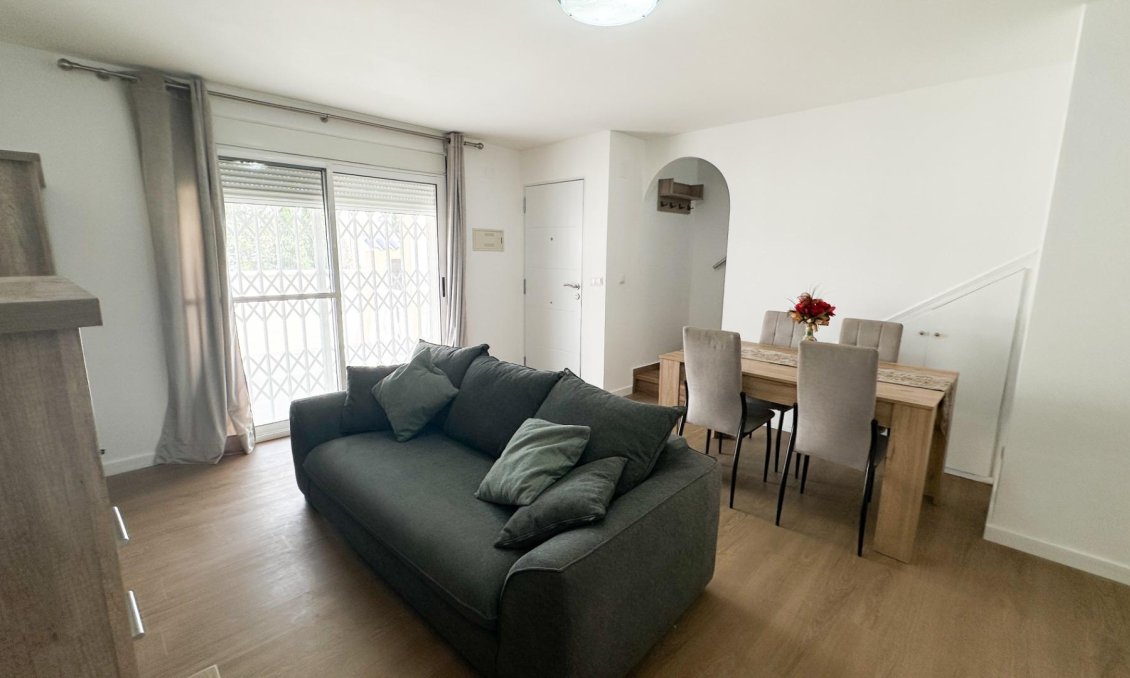 Wiederverkauf - Duplex -
San Miguel de Salinas - Las Filipinas