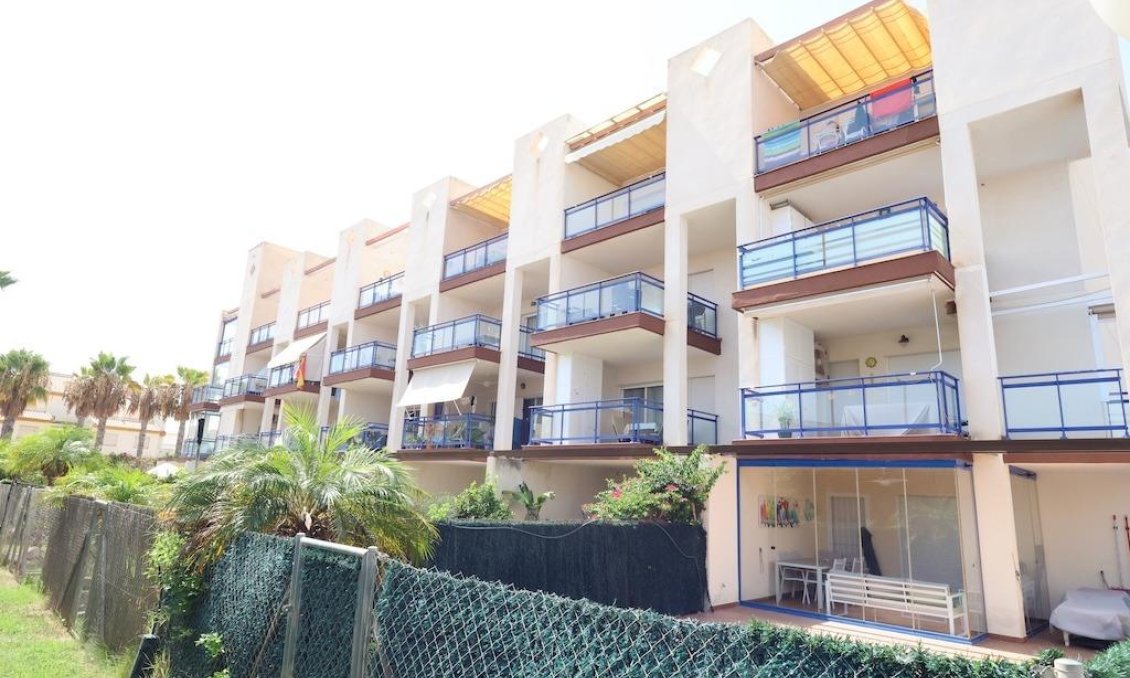 Segunda mano - Apartamento -
Orihuela Costa - Costa Blanca