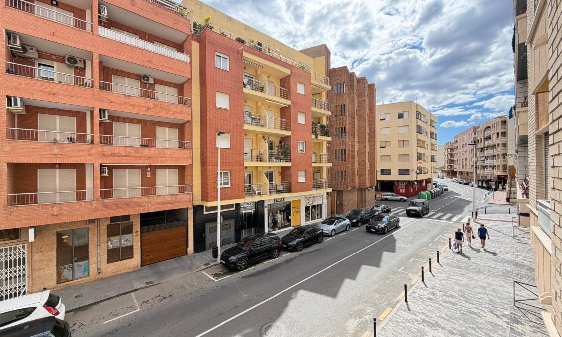 Revente - Appartement -
Torrevieja - Playa del Cura