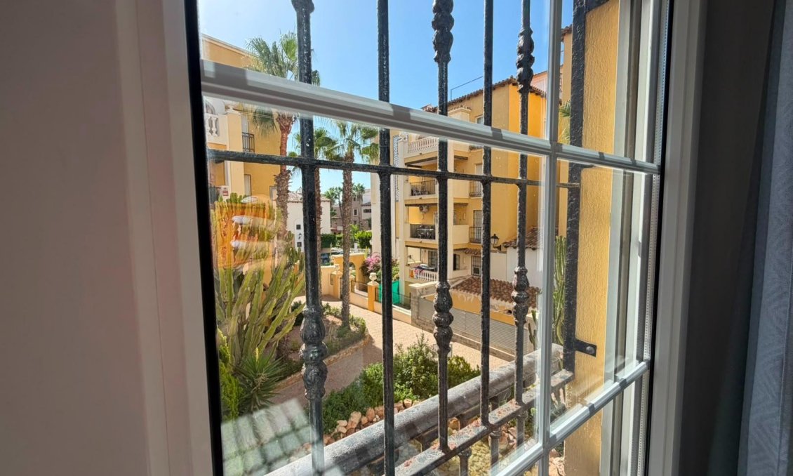 Használt Ingatlanok - Apartman -
Torrevieja - Aldea Del Mar