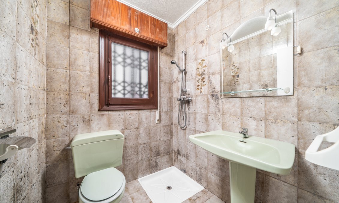 Használt Ingatlanok - Villa -
Los Balcones - Costa Blanca