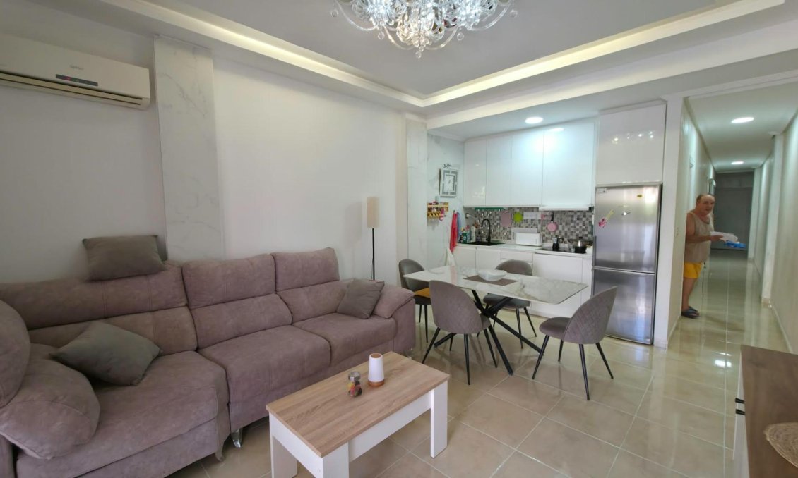 Használt Ingatlanok - Apartman -
Torrevieja - Nueva Torrevieja