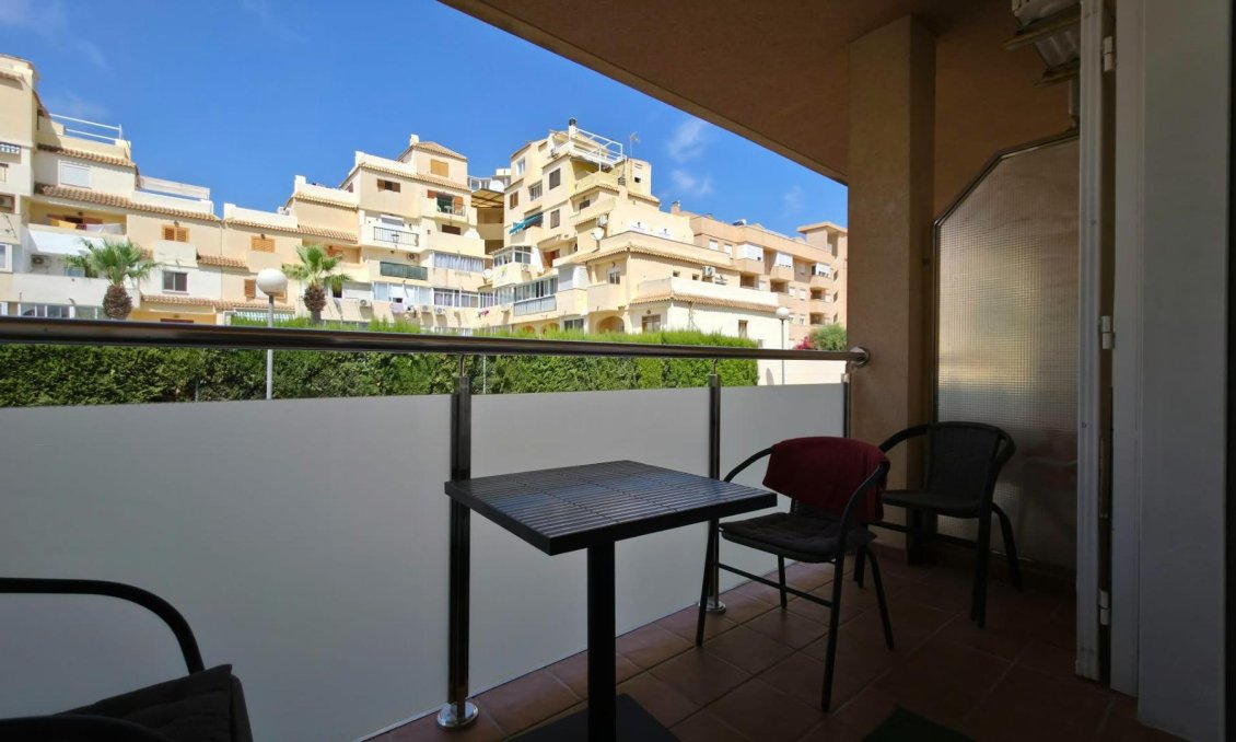 Használt Ingatlanok - Apartman -
Torrevieja - Nueva Torrevieja
