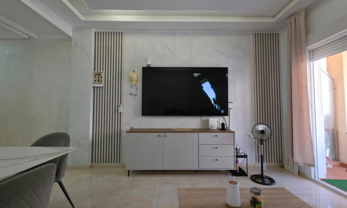Használt Ingatlanok - Apartman -
Torrevieja - Nueva Torrevieja