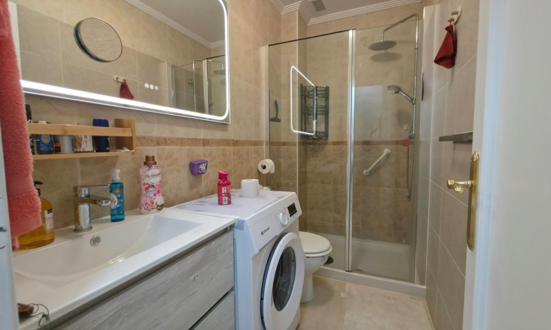 Használt Ingatlanok - Apartman -
Torrevieja - Nueva Torrevieja