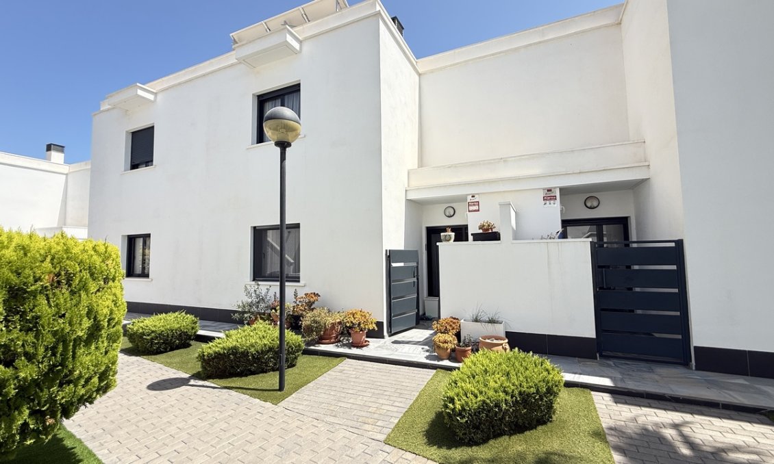 Resale - Townhouse -
Cabo Roig - Costa Blanca