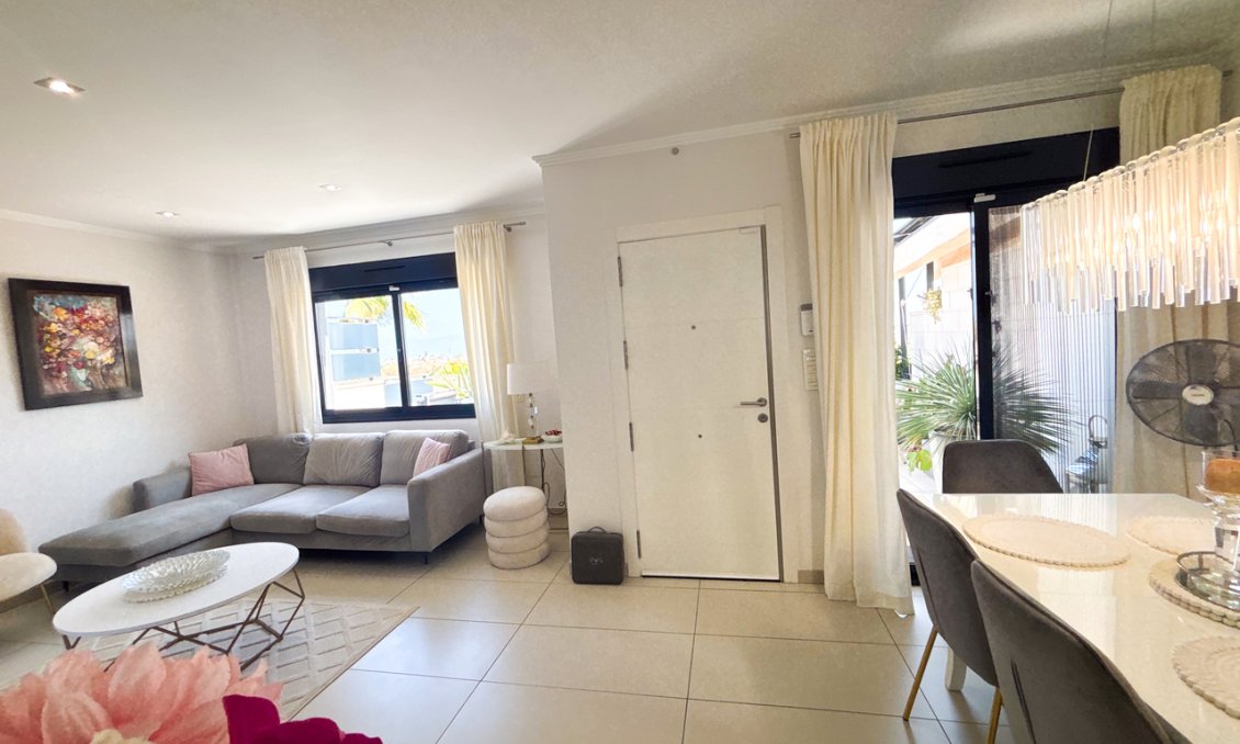 Resale - Townhouse -
Cabo Roig - Costa Blanca