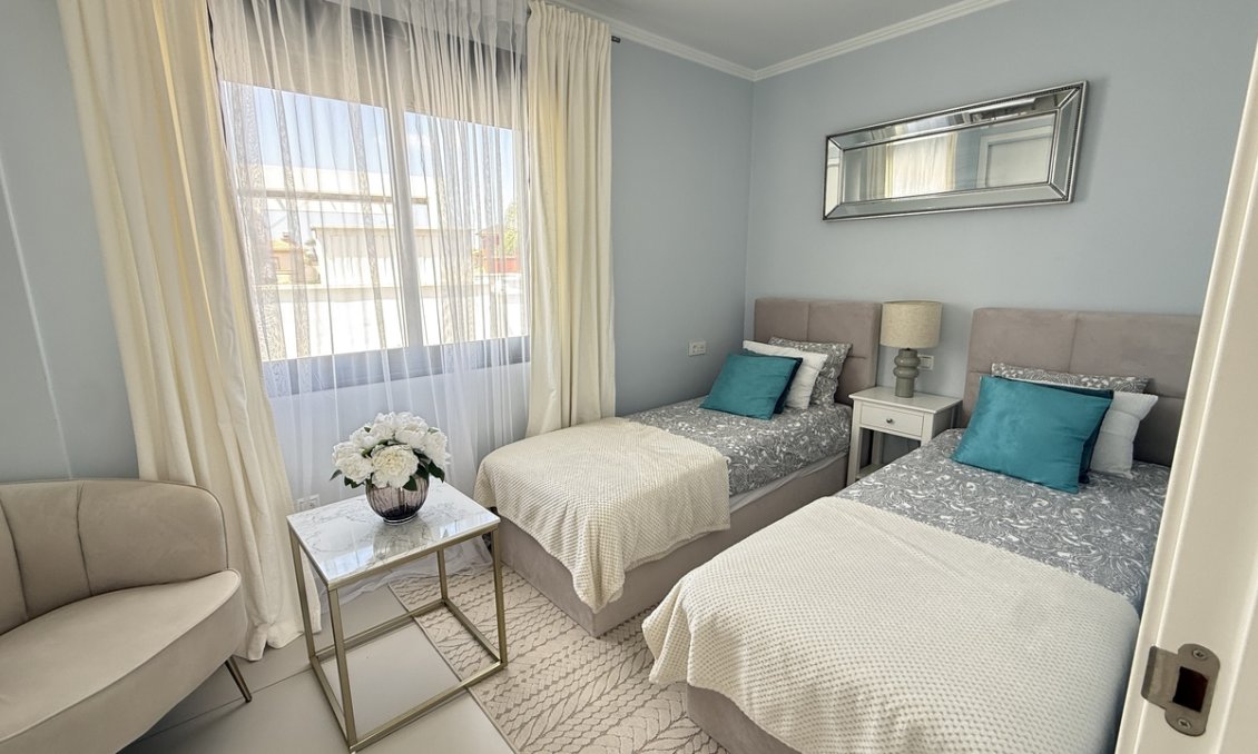 Resale - Townhouse -
Cabo Roig - Costa Blanca