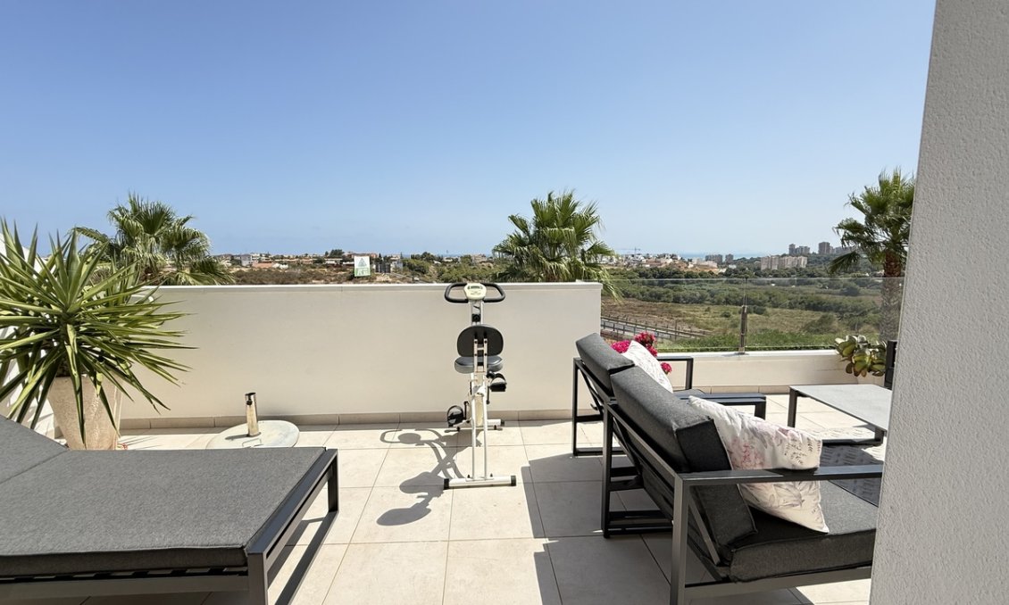 Resale - Townhouse -
Cabo Roig - Costa Blanca
