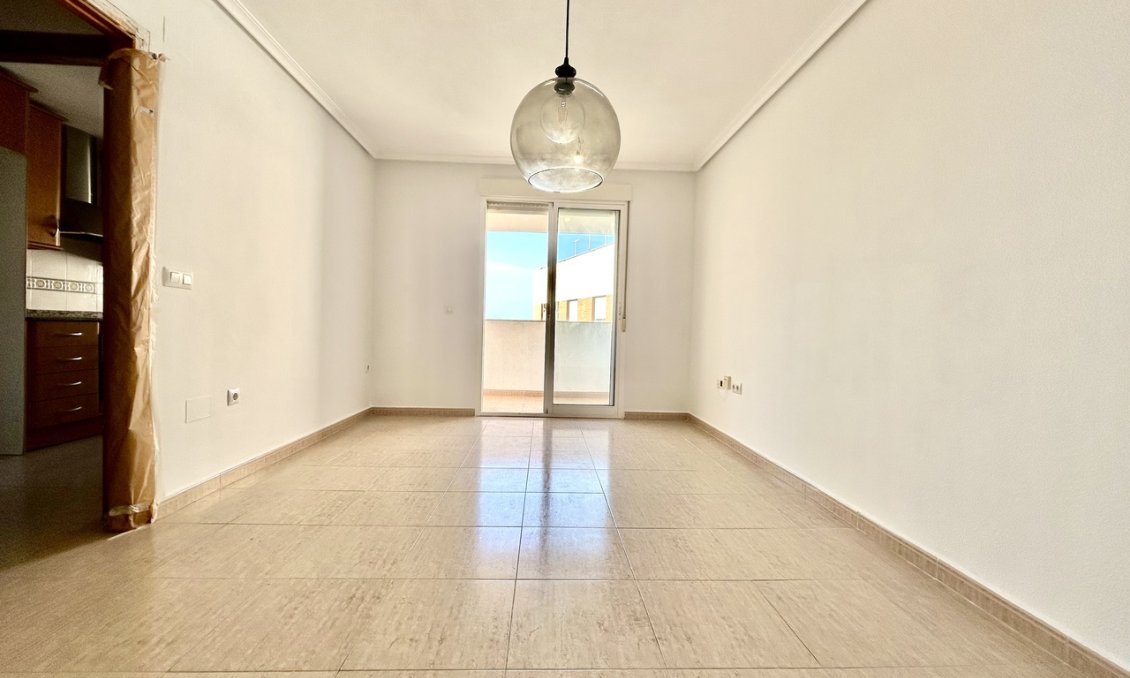 Resale - Apartment -
Torrevieja - Costa Blanca