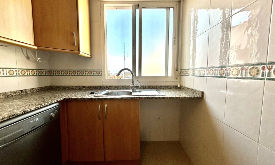 Resale - Apartment -
Torrevieja - Costa Blanca
