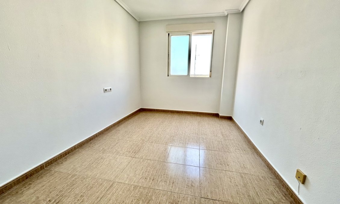Resale - Apartment -
Torrevieja - Costa Blanca