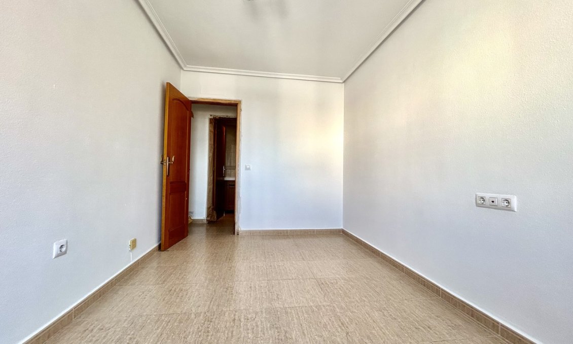 Resale - Apartment -
Torrevieja - Costa Blanca