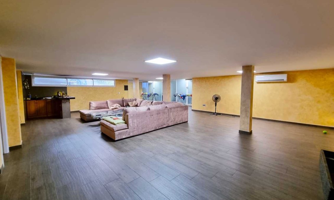 Használt Ingatlanok - Villa -
La Mata - Costa Blanca