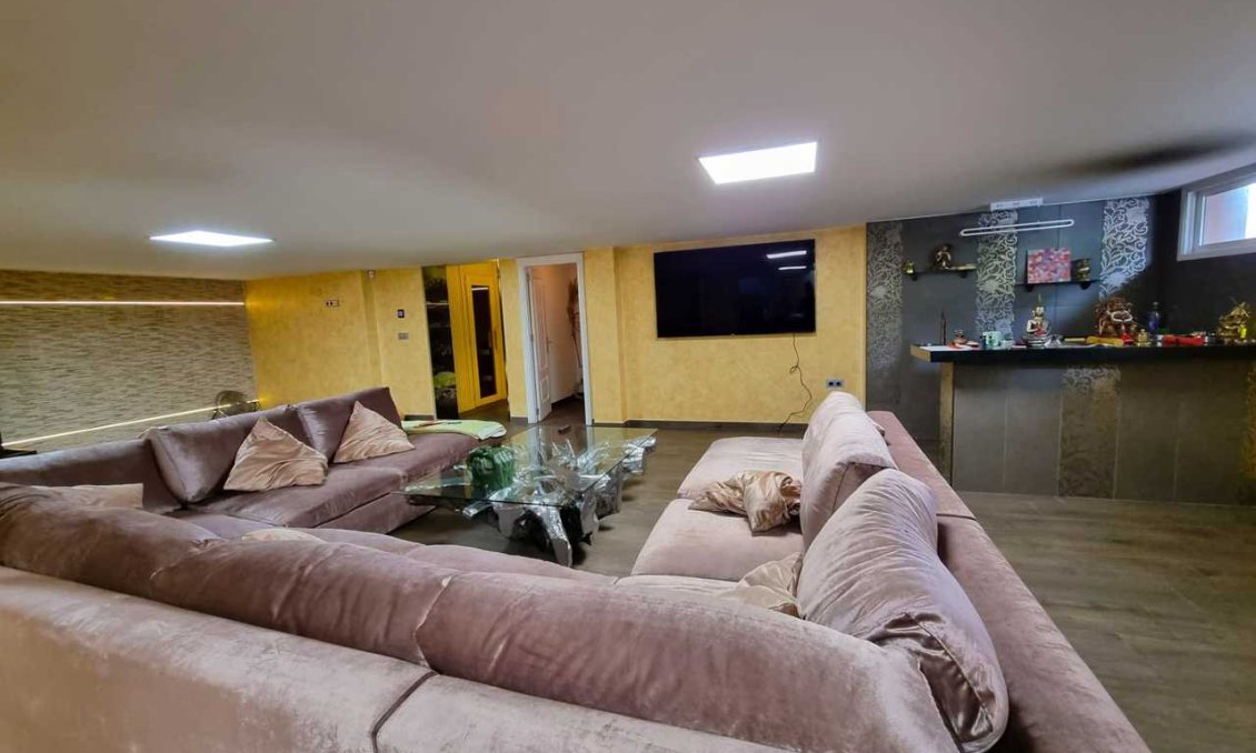 Használt Ingatlanok - Villa -
La Mata - Costa Blanca