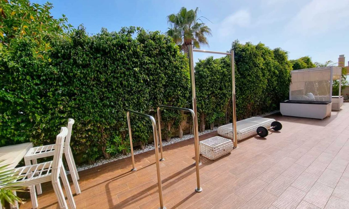 Használt Ingatlanok - Villa -
La Mata - Costa Blanca