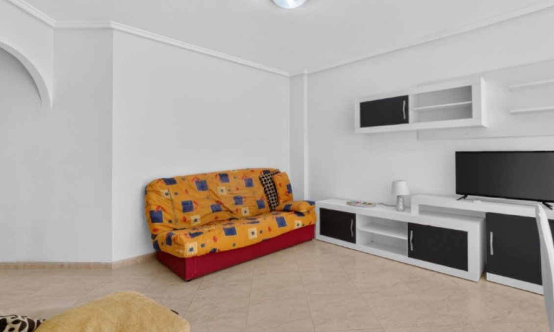 Használt Ingatlanok - Apartman -
Torrevieja - Costa Blanca