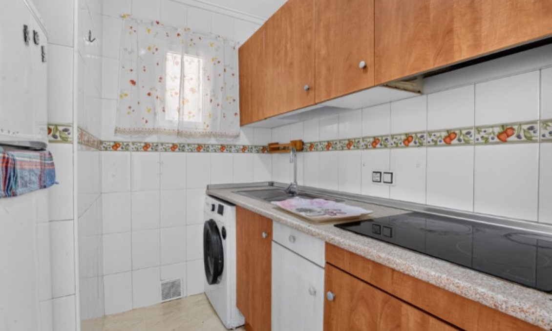 Használt Ingatlanok - Apartman -
Torrevieja - Costa Blanca