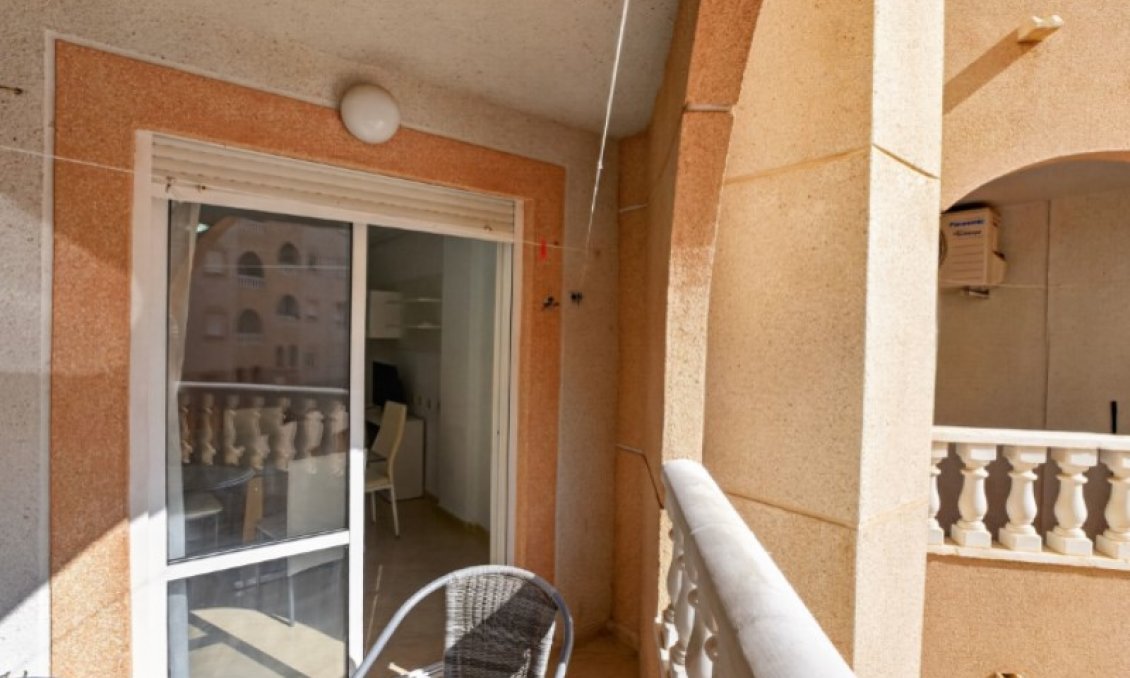 Használt Ingatlanok - Apartman -
Torrevieja - Costa Blanca
