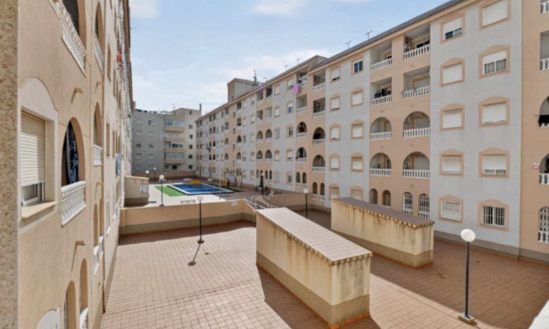 Használt Ingatlanok - Apartman -
Torrevieja - Costa Blanca