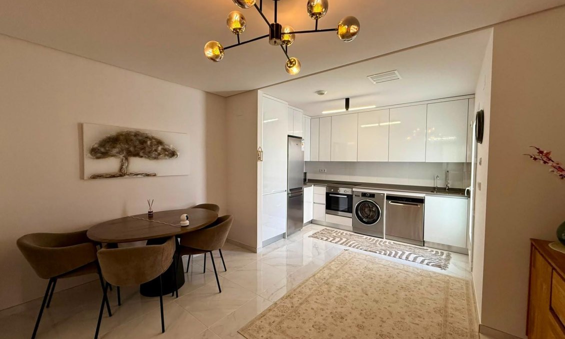 Használt Ingatlanok - Apartman -
Torrevieja - Aguas Nuevas