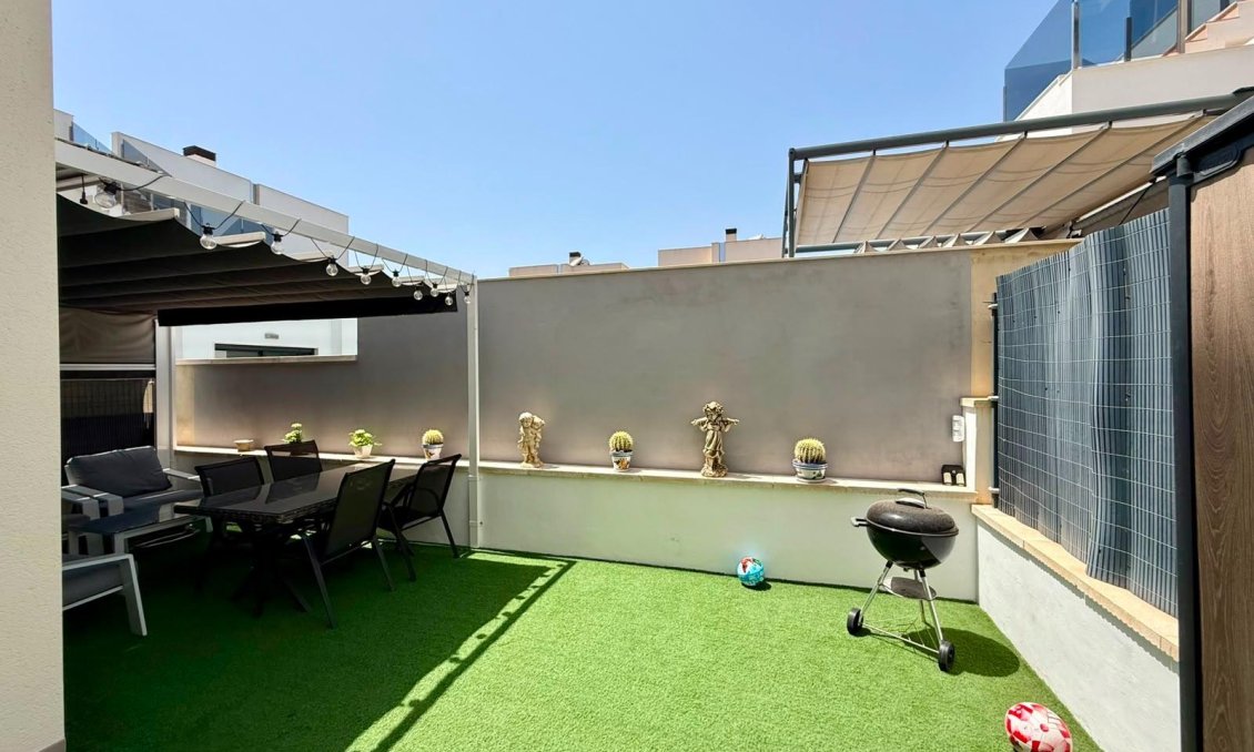 Használt Ingatlanok - Apartman -
Torrevieja - Aguas Nuevas